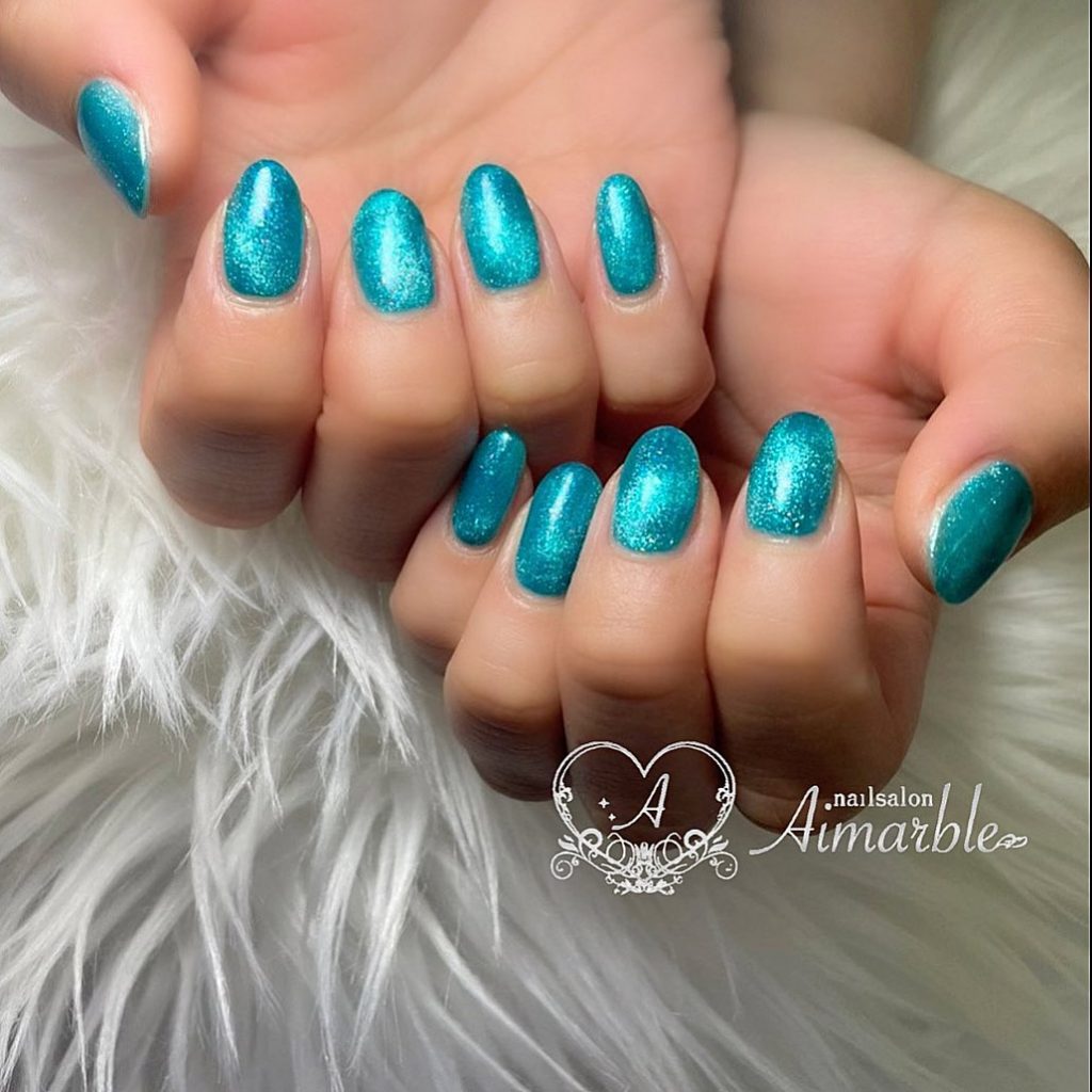 magnet nail🧲都心でもこの時期大流行のmagnetマニキュアでは絶対できない可愛さ♡✼••┈┈┈┈┈┈┈┈┈┈┈┈┈┈┈┈••✼　はたらく女性に優しく寄り添う身近な𝒏𝒂𝒊𝒍 𝒔𝒂𝒍𝒐𝒏こんな𝑛𝑎𝑖𝑙𝑖𝑠𝑡が在籍しています❁はたらく女性に共感し寄り添える𝑛𝑎𝑖𝑙𝑖𝑠𝑡❁トラブルを一緒に解決してくれる優しい𝑛𝑎𝑖𝑙𝑖𝑠𝑡❁お客様の心に寄り添う身近な𝑛𝑎𝑖𝑙𝑖𝑠𝑡jrネイリストコースご予約受付中  ワンカラー¥4,500〜✼•• point ••✼